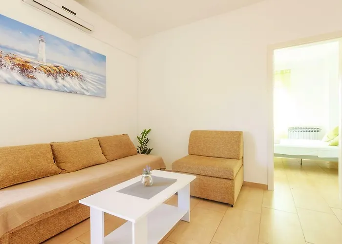 Very Special דירה