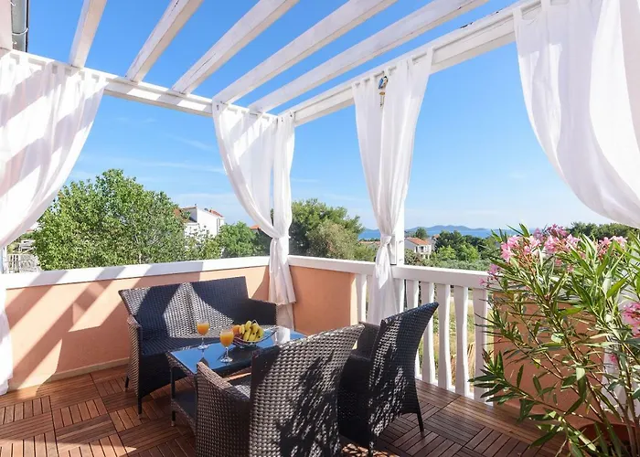 Very Special דירה